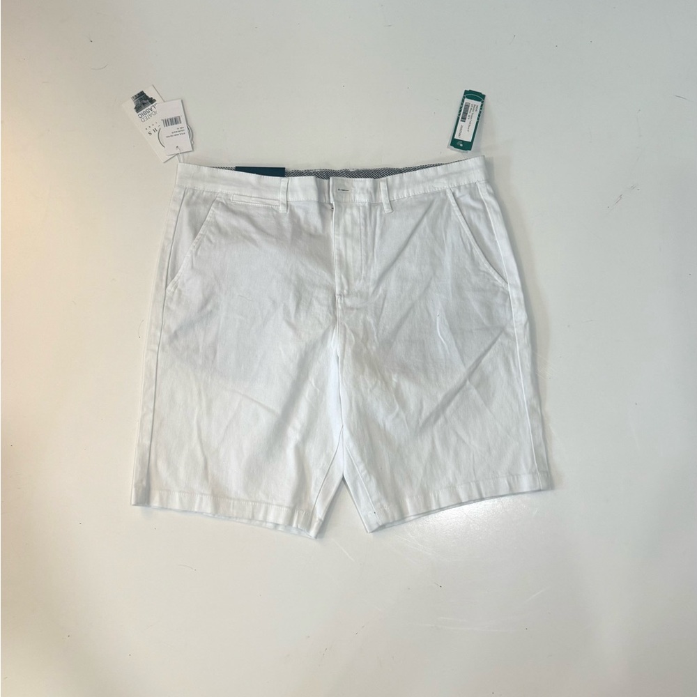 Jachs Men's Crisp White Flat Front Shorts